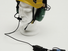 Laryngophone avec écouteur pour les équipages des engins feux 